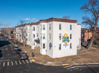 5-23 Worcester Pl, Holyoke, MA 01040