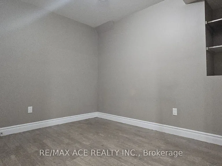 14 Kentview Cres #BASEMENT — Photo 6