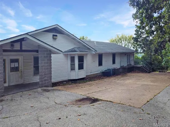 1583 Marble Springs Rd, Pevely, MO 63070
