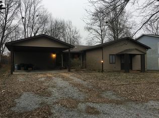 402 N Maple St, Energy, IL 62933