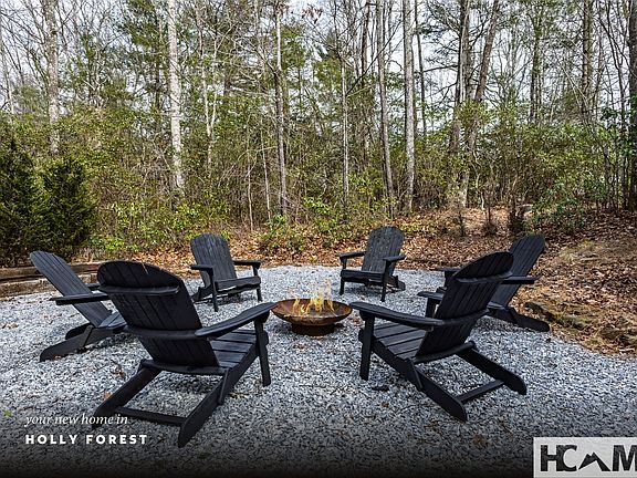5th image of 885 Hickory Drive