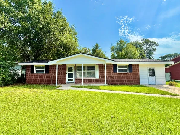 3460 Rothschild Dr, Pensacola, FL 32503