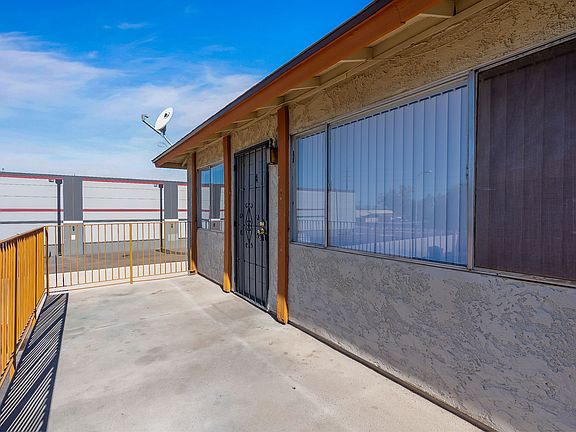 2nd image of 3321 W Loma Ln Unit 4