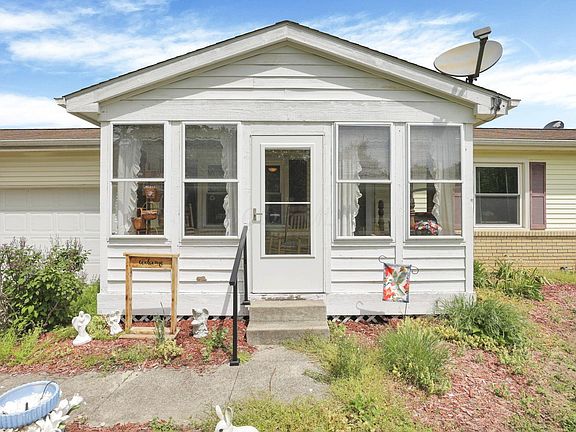 5th image of 5296 Jeannie Dr NW