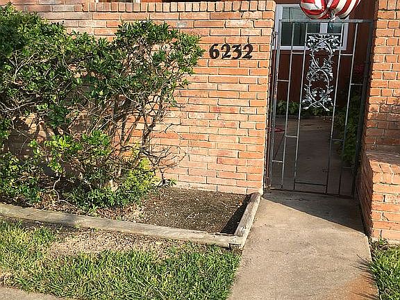 Front gate entrance 