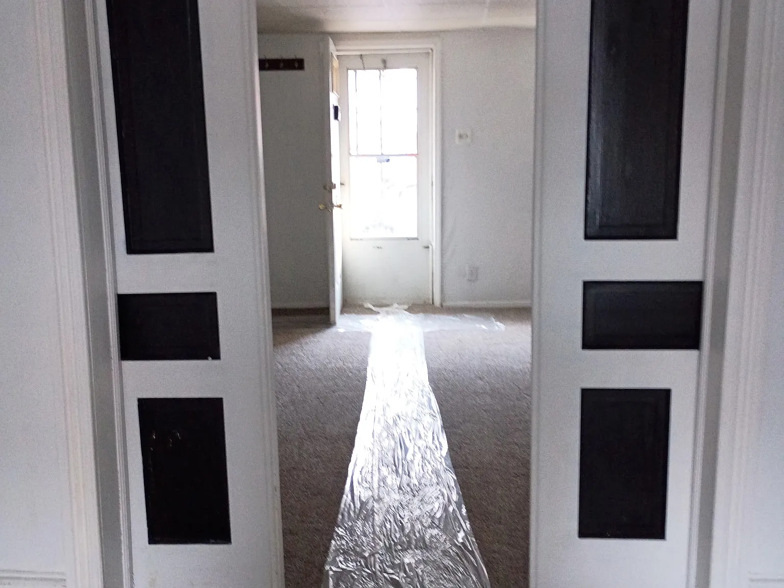 3 bed, 1600 sqft, $1,200 — Photo 4