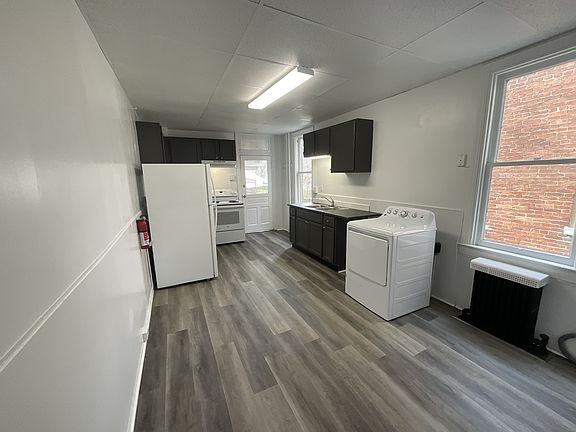 4th image of 730 W Mason Ave