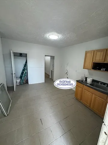 3 bed, $2,750 — Photo 2