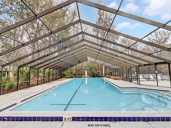 2nd image of 904 SW 50th Way