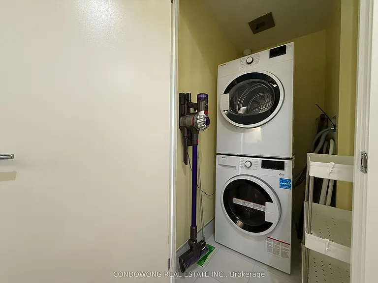 250 Lawrence Ave W #404 — Photo 12