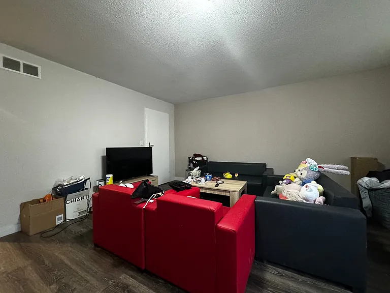 338 Albert St #214 — Photo 11