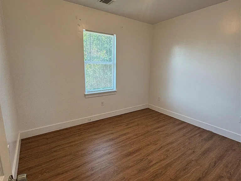 1029 Old McDade Rd #D — Photo 15