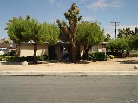 1st image of 57486 Lupine Dr