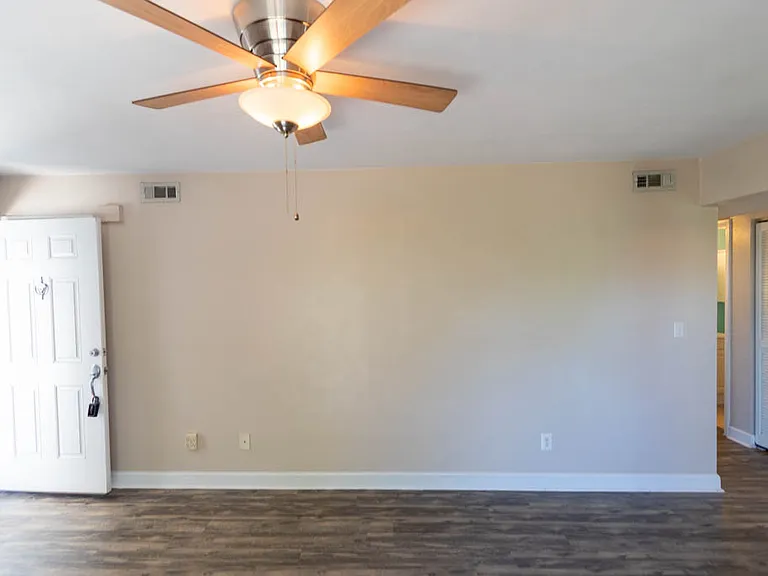 1518 Chela Ave #C3 — Photo 5