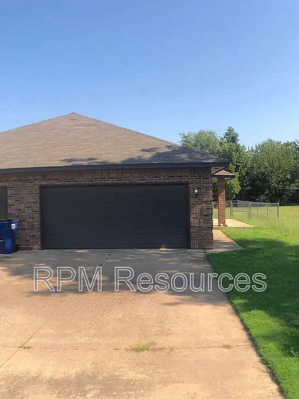 2 bed, 2.0 bath, 1187 sqft, $1,250 — Photo 2