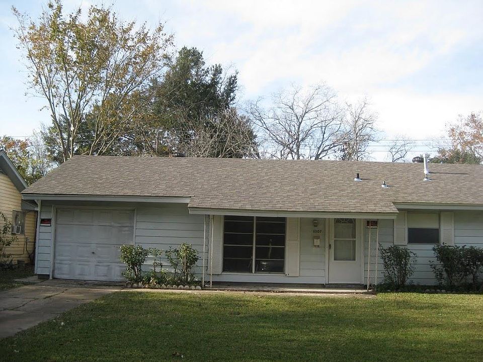 1st image of 10107 Southport Dr