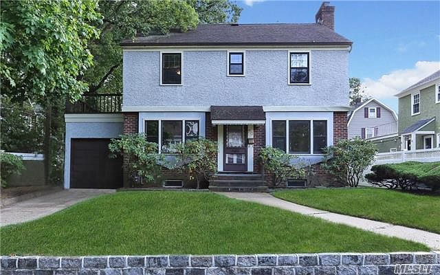 1st image of 80 Wright Ave
