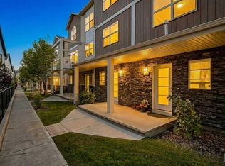 108 E Redstone Vw NE, Calgary, AB T3N 0M9