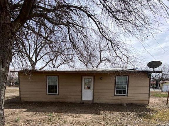 4th image of 316 Geraldine