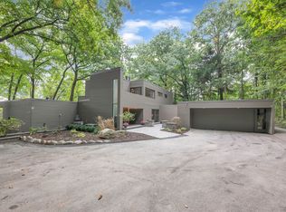 2175 N Lake Angelus Rd W, Auburn Hills, MI