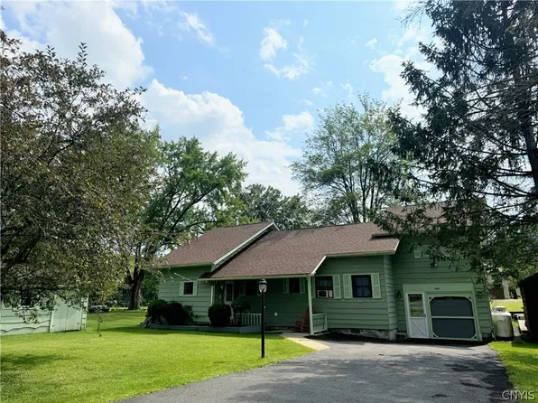 1016 Woodland Dr, Blossvale, NY 13308