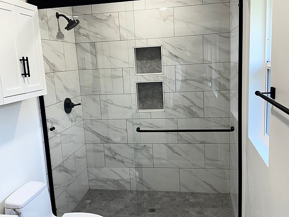 2nd image of 2525 Sirius St #B