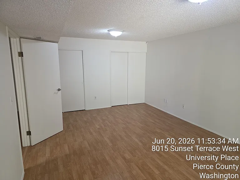 Non-PM_Ho_8013/8015 T — Photo 18