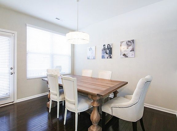 3rd image of 3195 Coral Ln