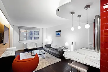 308 East 38th Street