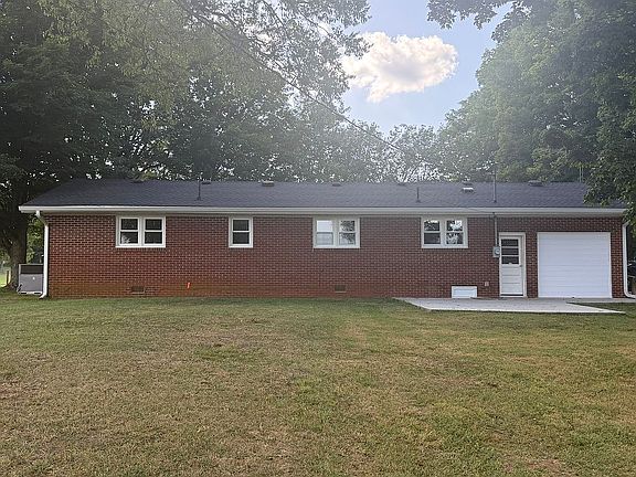 2nd image of 398 El Bethel Rd