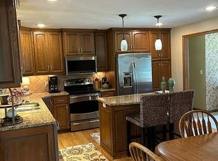 2602 Thunder Hill Rd, Fremont, NE 68025