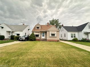 21511 Kenyon Dr, Maple Heights, OH 44137