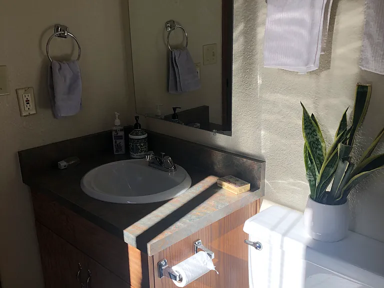 551 Los Angeles Ave — Photo 10