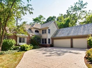 1733 Yale Ct, Lake Forest, IL 60045