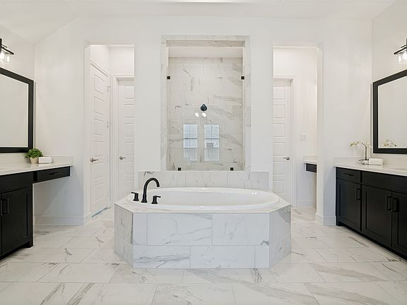 5th image of 1440 Arezzo Ln