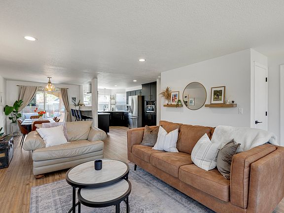 5th image of 13570 SW Feiring Ln