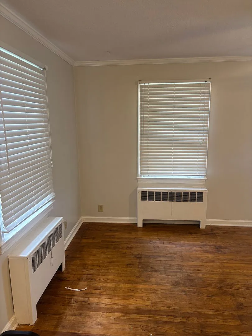 Nice 2 Bedroom 1 Bathroom Condo in West Burlington — Photo 4