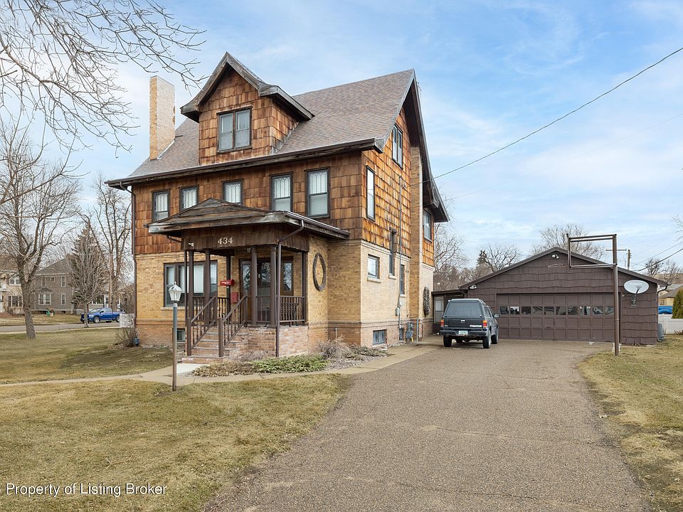 1st image of 434 2nd St W