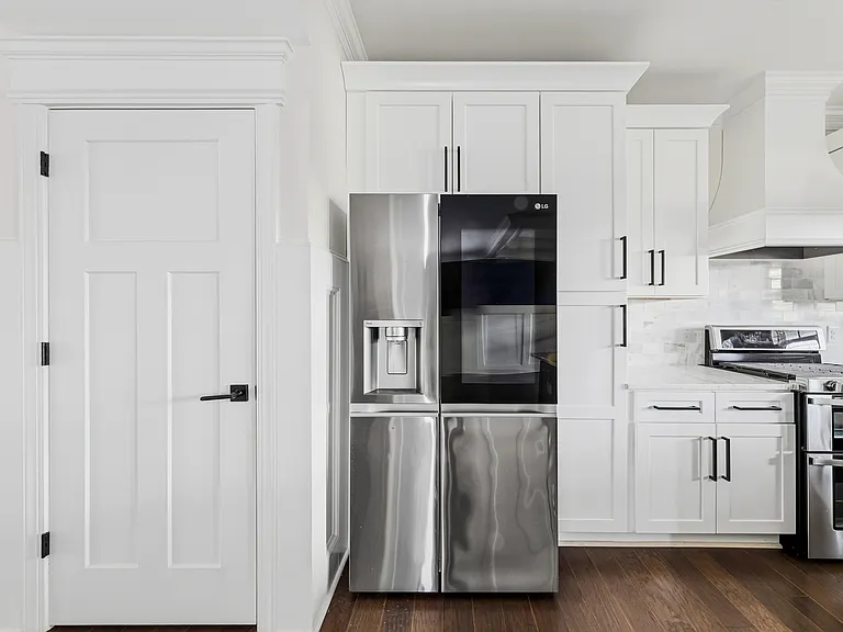 1020 Easton Ct — Photo 17