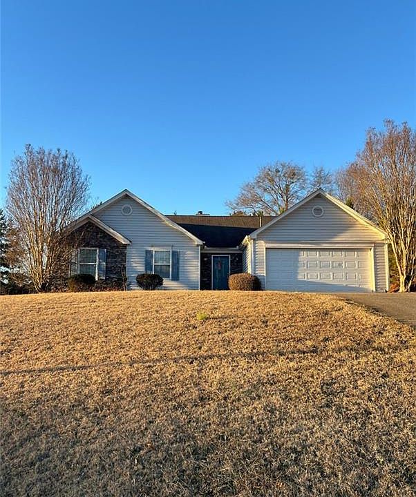 1st image of 1011 Riverclift Dr