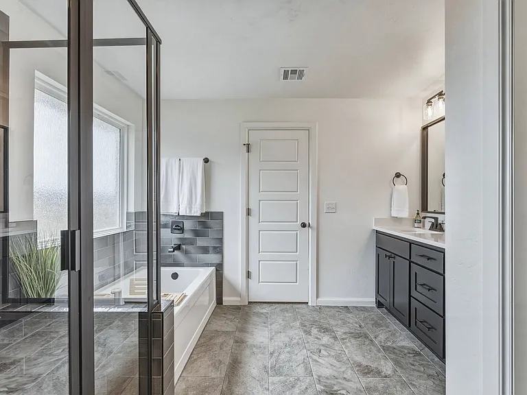 18433 Austin Pl — Photo 25