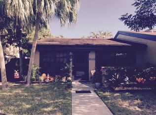 9359 NW 45th St, Sunrise, FL 33351