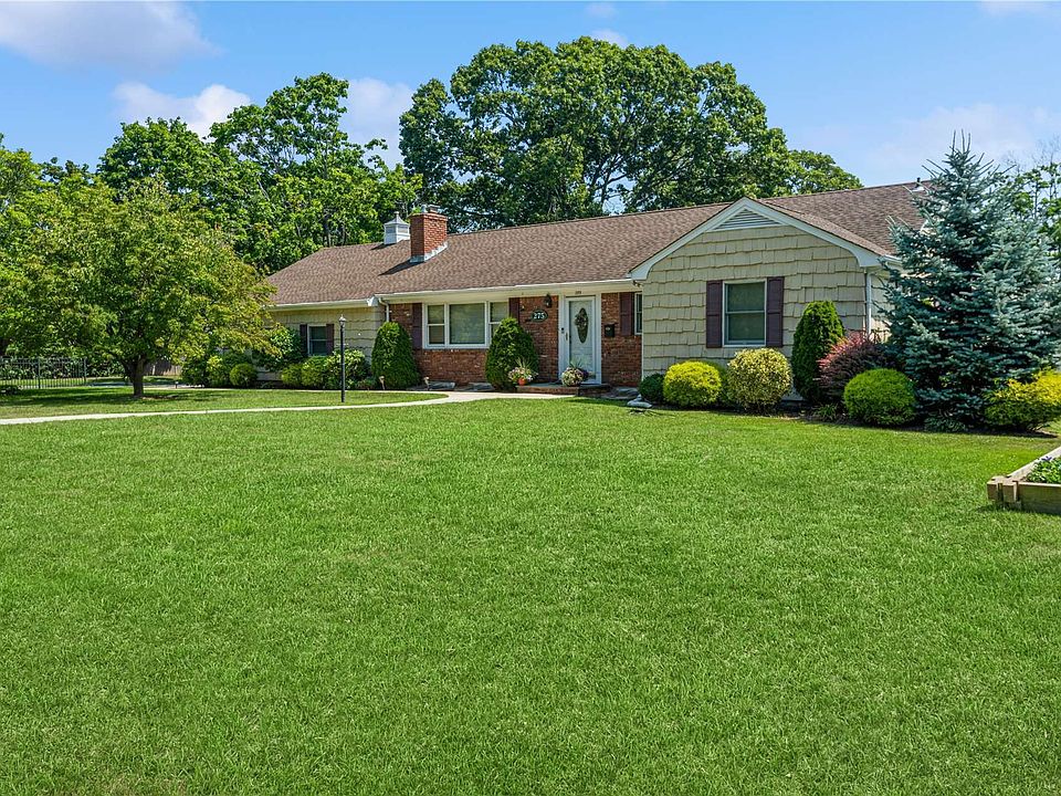 275 Greene Avenue, Sayville, NY 11782 Zillow