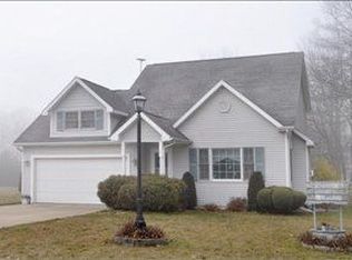17326 Birchleaf Ct, Three Rivers, MI 49093