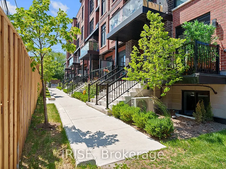 485 Logan Ave N #305 — Photo 3