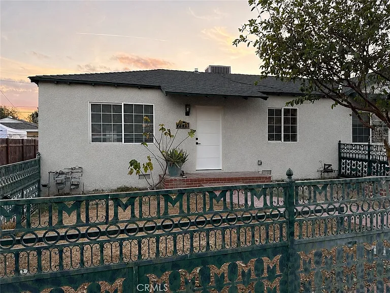 7879 Claybeck Ave — Photo 8