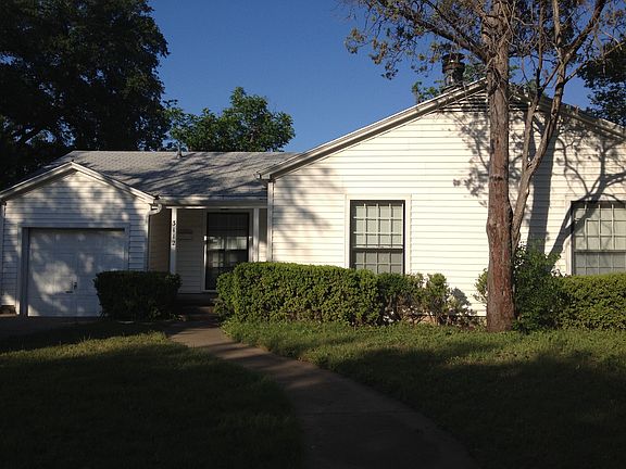 2nd image of 3112 Willowbrook Dr