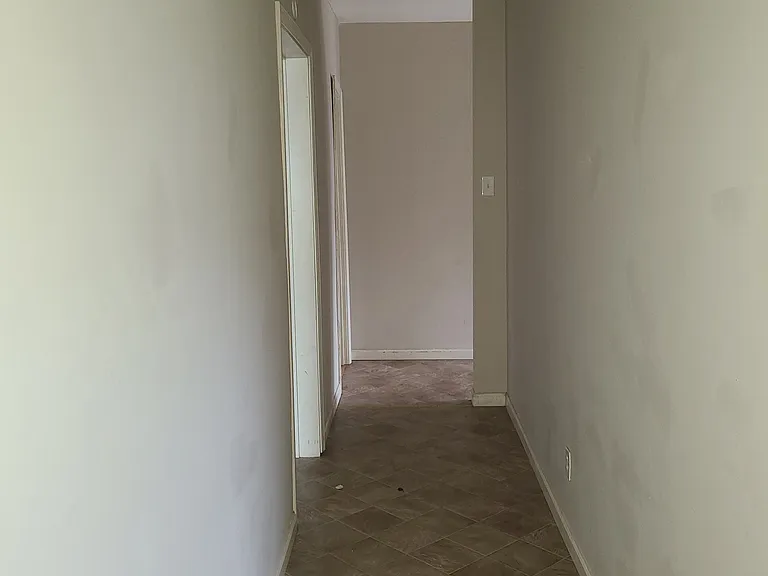 105 McClure St — Photo 17