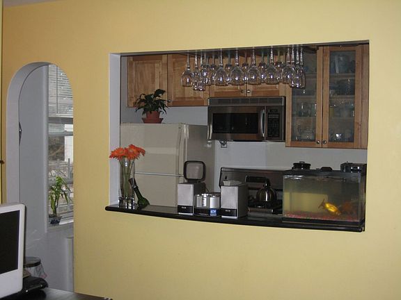 California Kitchen/Bar w/Granite