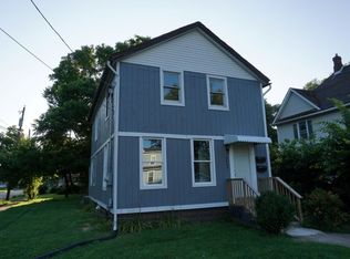 1904 Fremont St, Rockford, IL 61103
